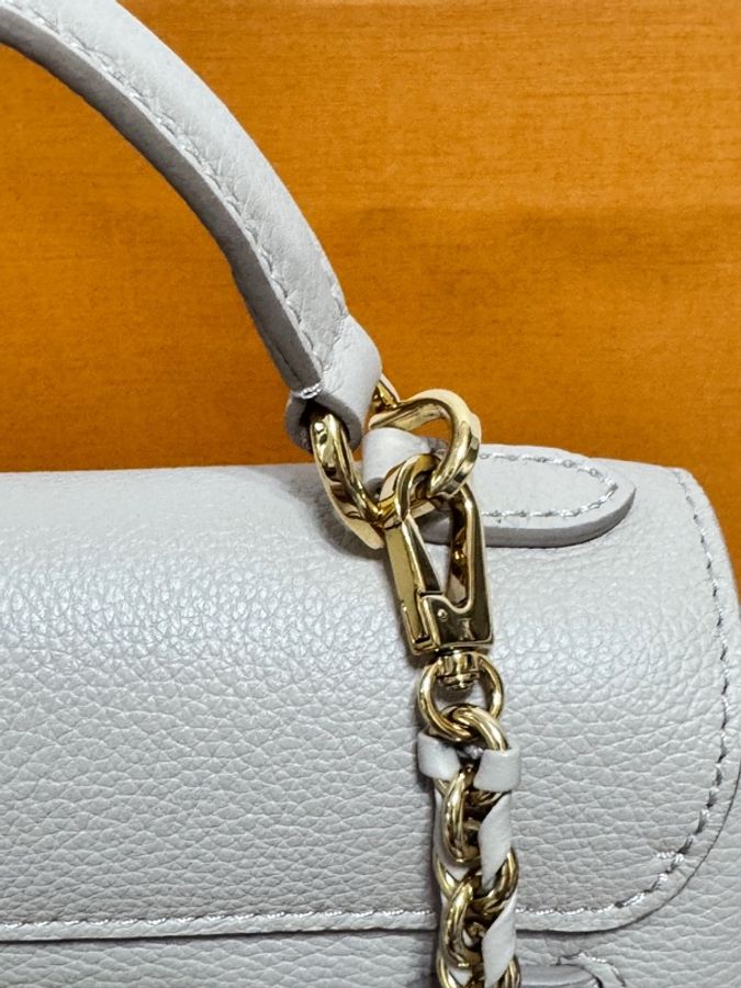 LV Lockme ever mini 奶茶色-29