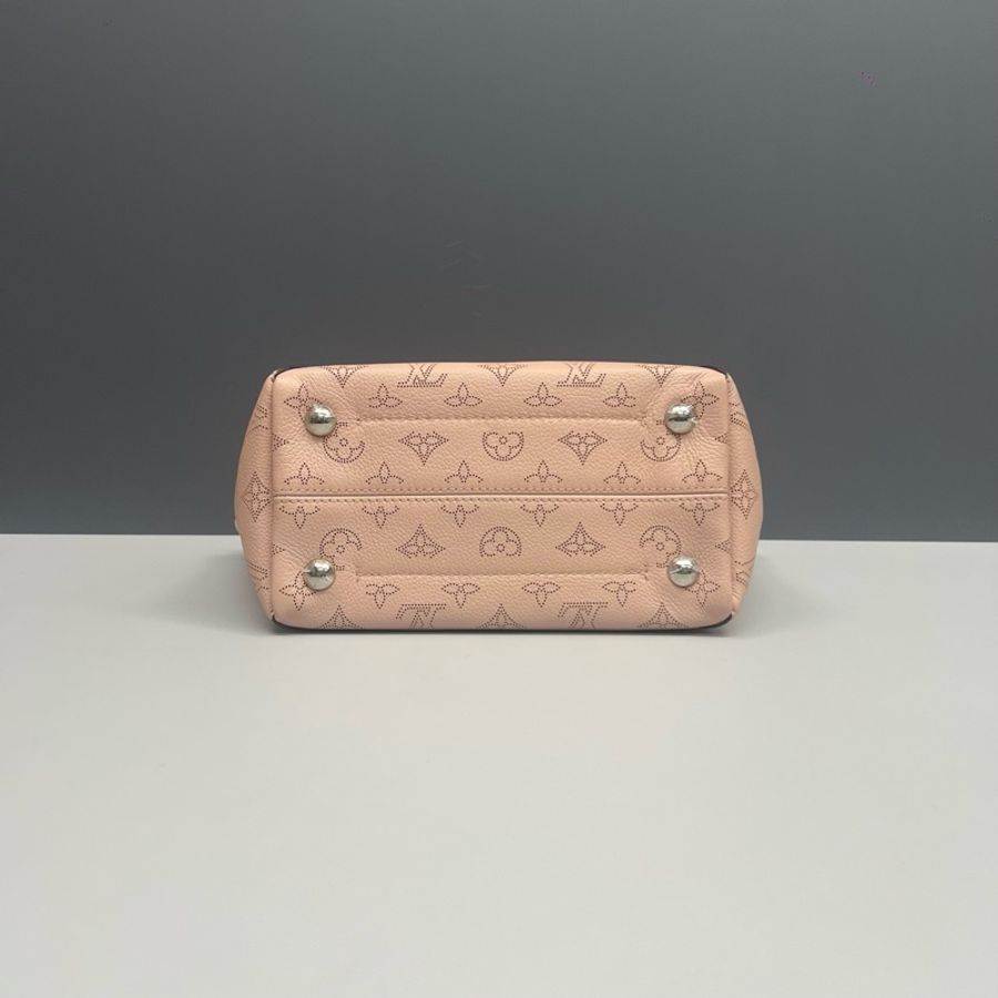 路易威登/Louis Vuitton 粉色鏤空全皮Hina月光女神水桶包 手提包單肩包斜挎包 銀扣-4