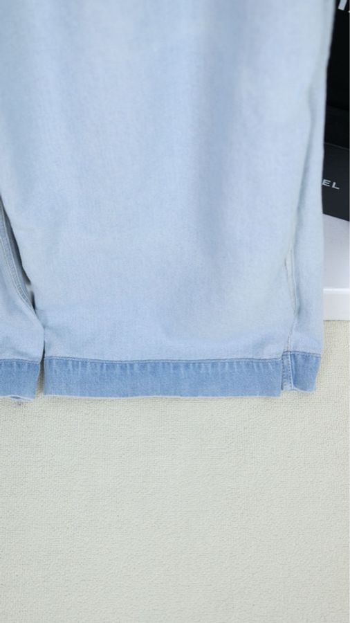 Loewe浅蓝色阔腿丹宁牛仔裤-9