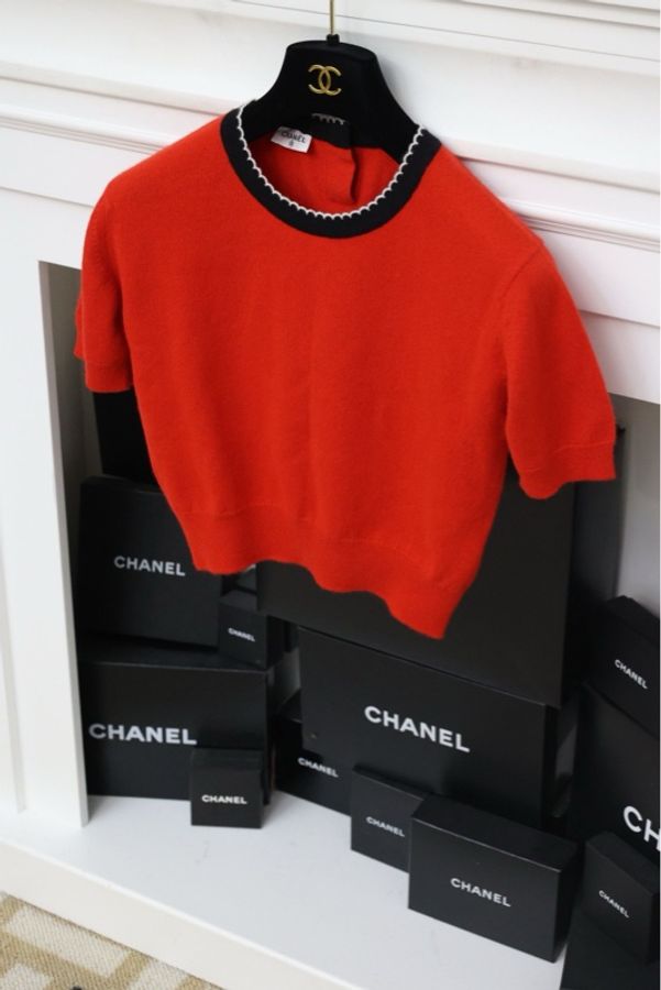 Chanel 94年红色针织花瓣滚边开衫外套短袖半裙三件套套装-12
