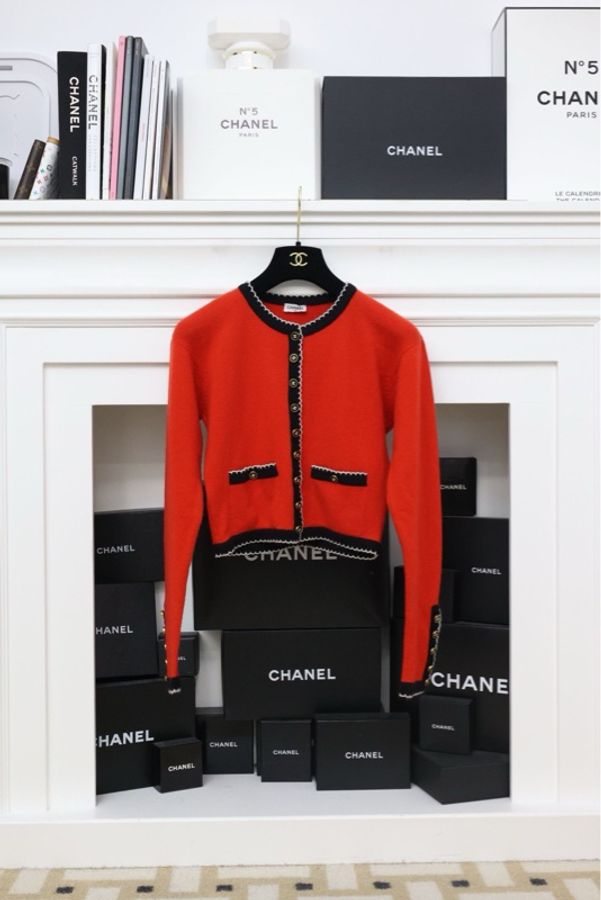 Chanel 94年红色针织花瓣滚边开衫外套短袖半裙三件套套装-41