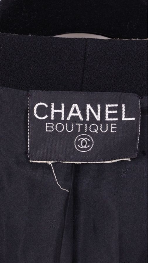 Chanel 91年黑色漆皮滚边山茶花扣四口袋外套-22