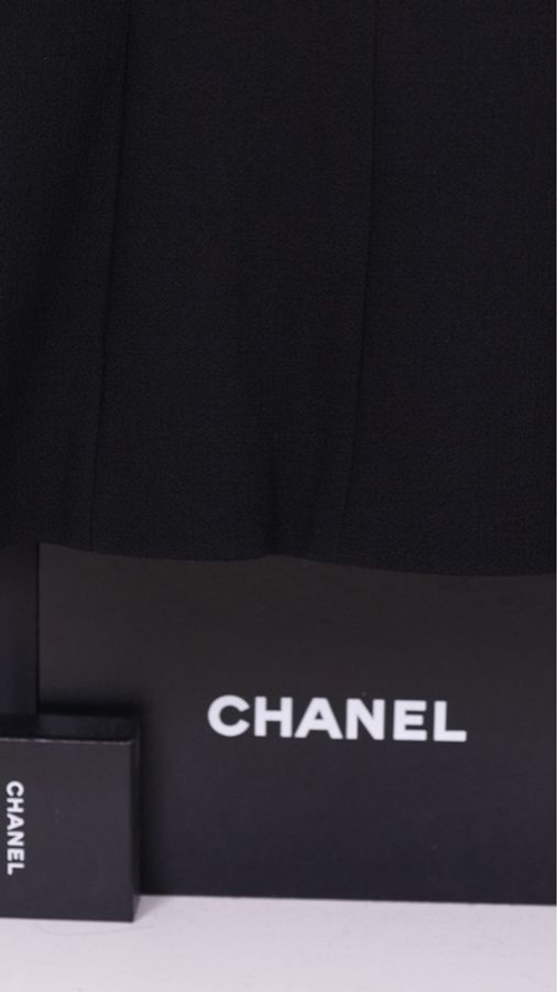 Chanel 91年黑色漆皮滚边山茶花扣四口袋外套-23