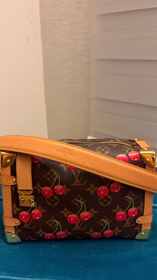 LV 櫻桃 Sidetrunk 軟盒子 村上隆限量-7
