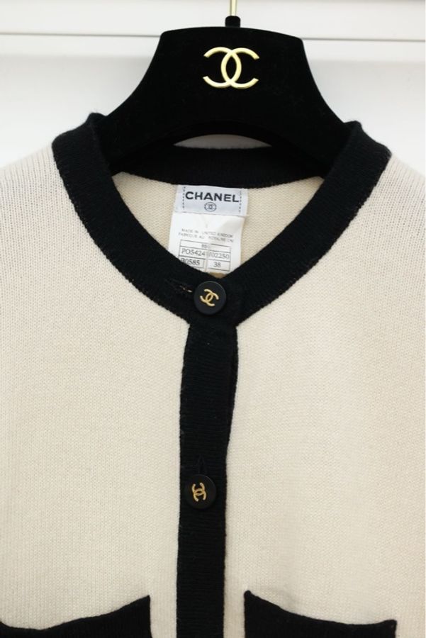 Chanel1995年黑白滚边羊绒四口袋针织开衫外套-6