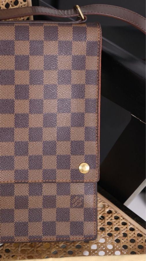 LV棋盘格Damier Portobello 竖版邮差小书包单肩包-23