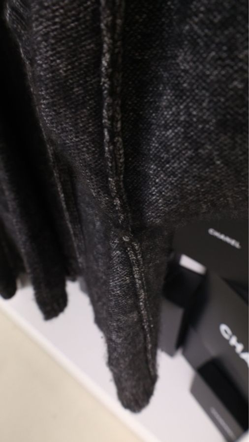 Chanel 13年深灰色山羊绒针织开衫圆领crop短外套-12