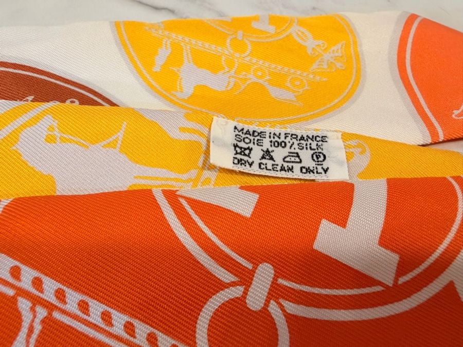 Hermes twilly 白底橘圓logo-3