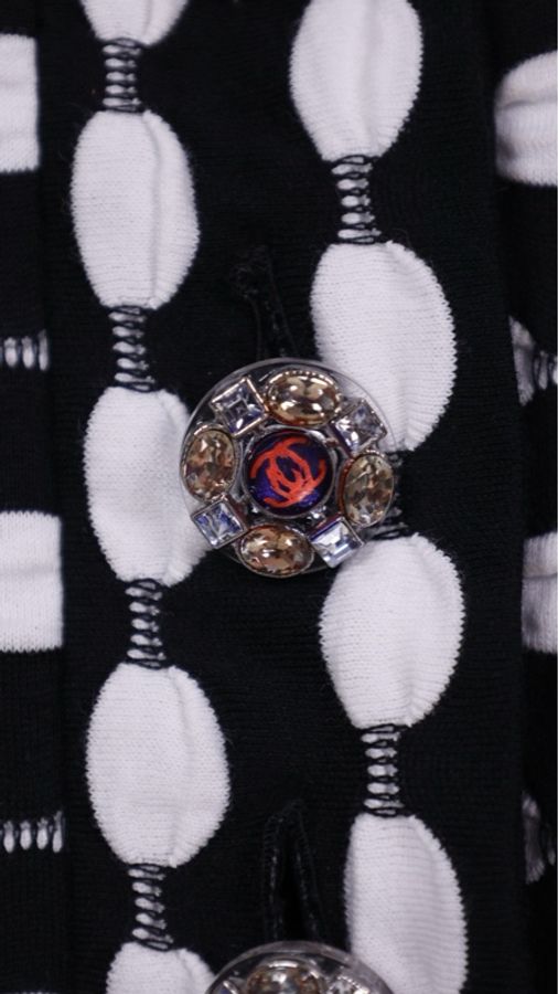 Chanel 24S秀款黑白波点拼接衬衫娃娃领花花钻扣长袖连衣裙外套领口可拆卸-33