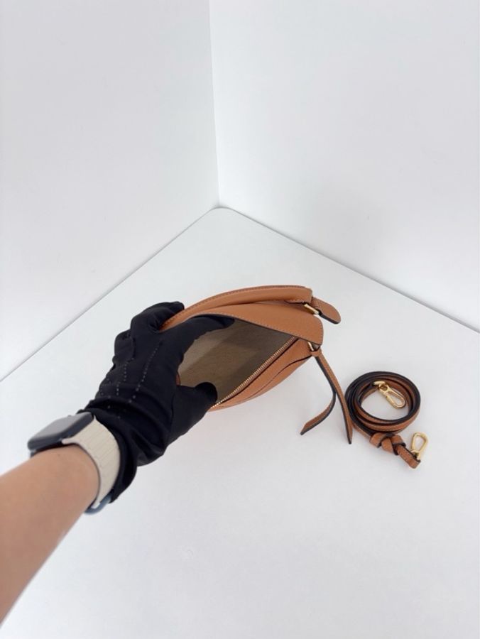 ✨Loewe|焦糖色 荔枝皮mini Puzzle幾何包|98新-8