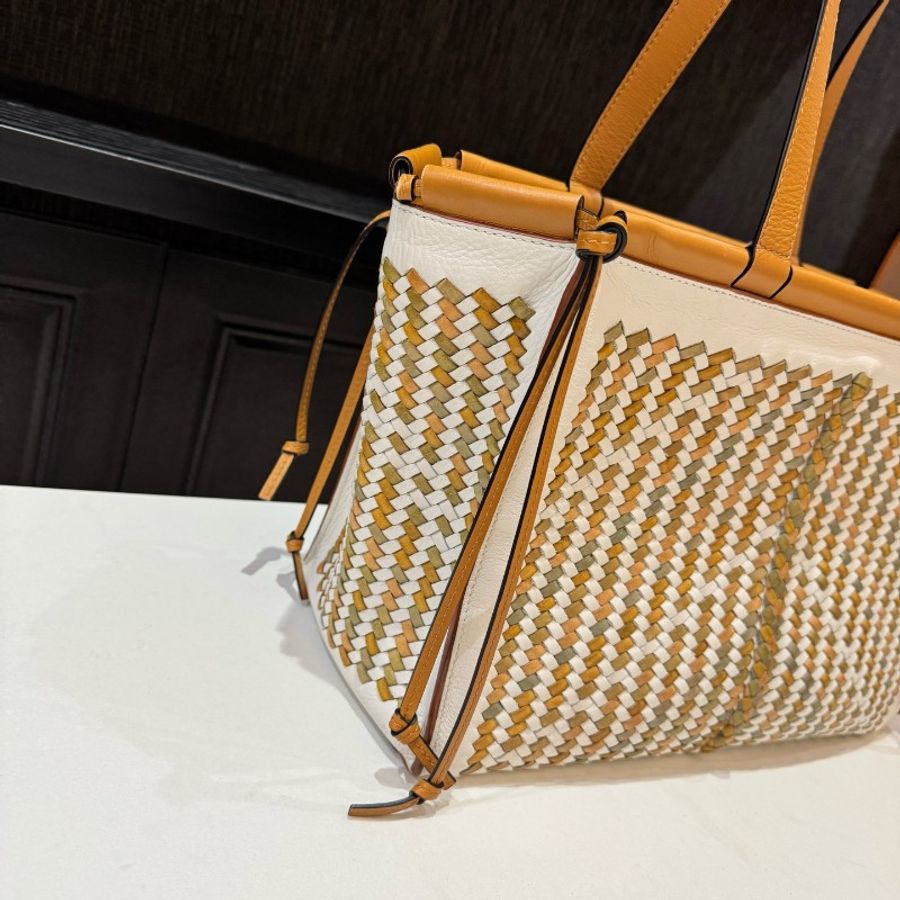 Loewe羅意威限量款全皮32cm-7
