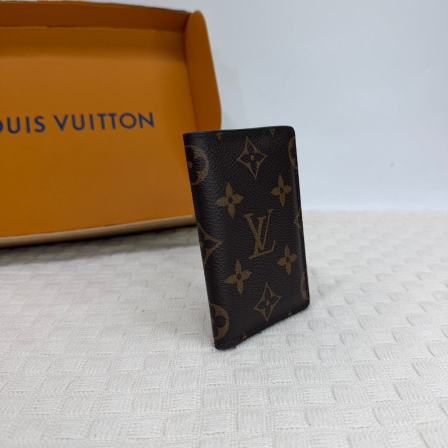 LV 直立式對開短夾-2