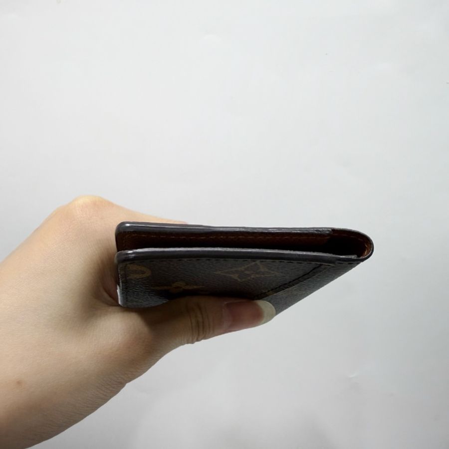 LV 直立式對開短夾-8
