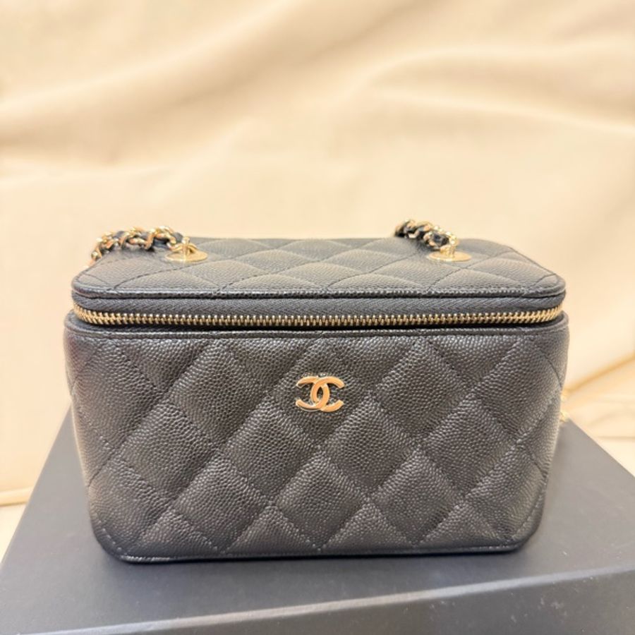 CHANEL 黑 金鍊 荔枝皮 方盒子 斜背-5