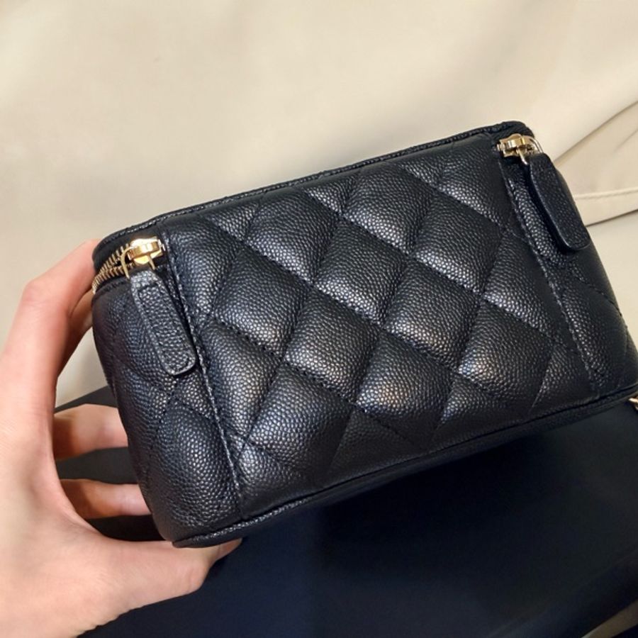 CHANEL 黑 金鍊 荔枝皮 方盒子 斜背-6