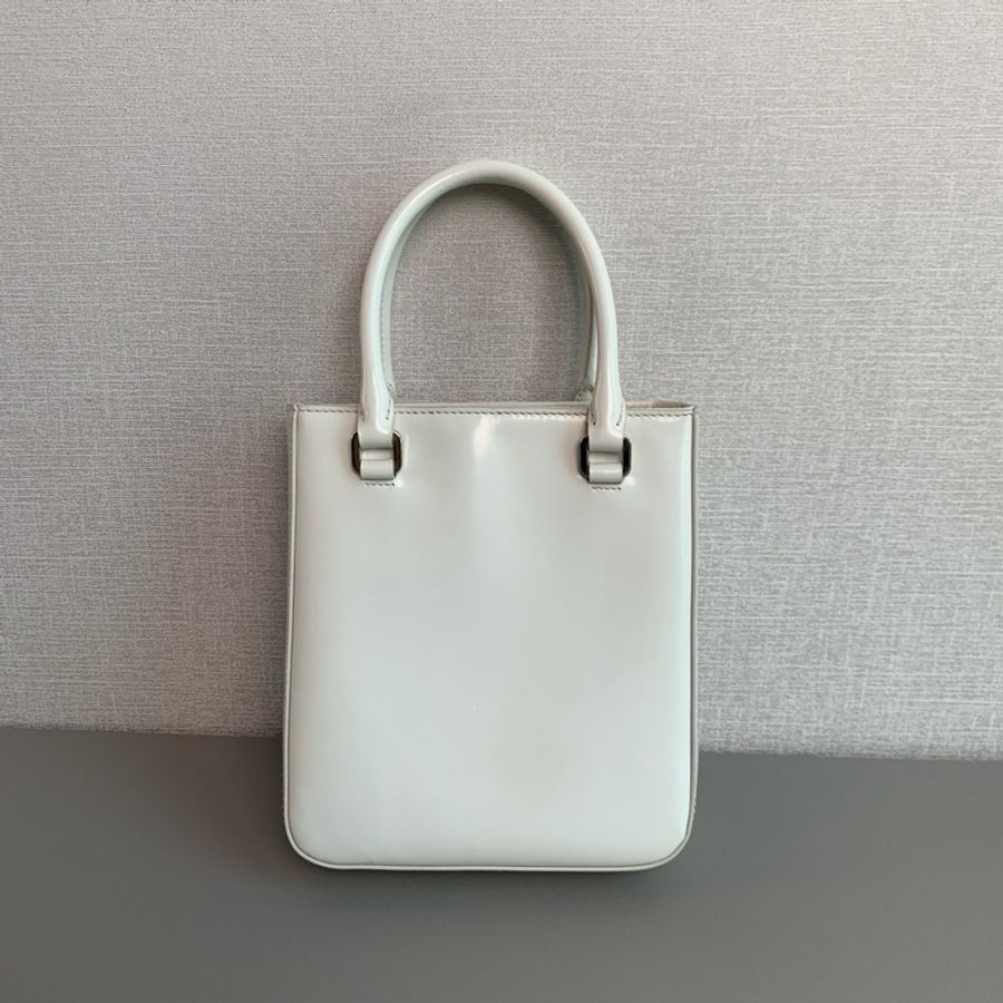 ✨Prada|三角標亮面漆皮托特手提包|98新-4