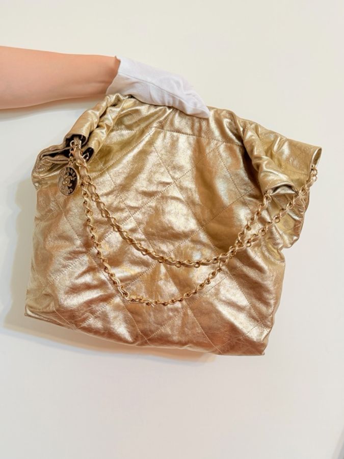 CHANEL 22 Bag 中號 發財金💰垃圾袋 限量金 台灣購證-6