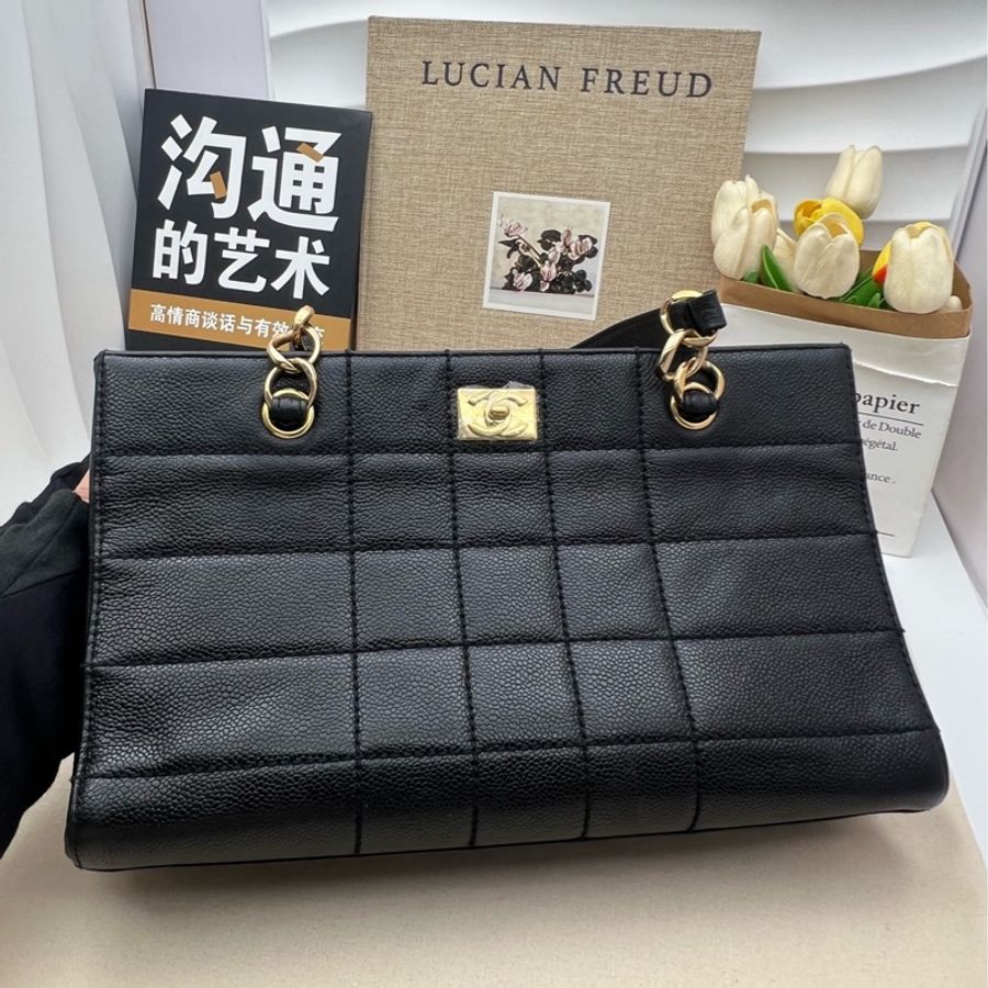 CHANEL黑色巧克力方塊托特包/黑冰糖鏈條包-1