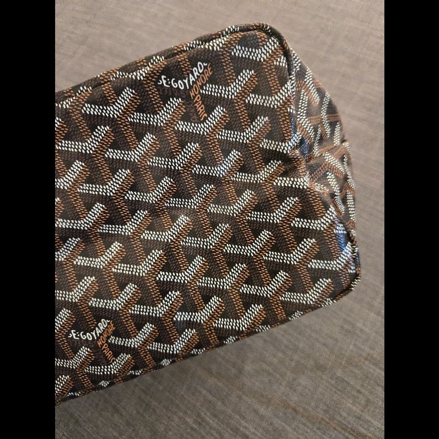 Goyard 愛心塗鴉 hobo 黑棕色 肩背包 雙面可以背 就像一次擁有兩顆包-24