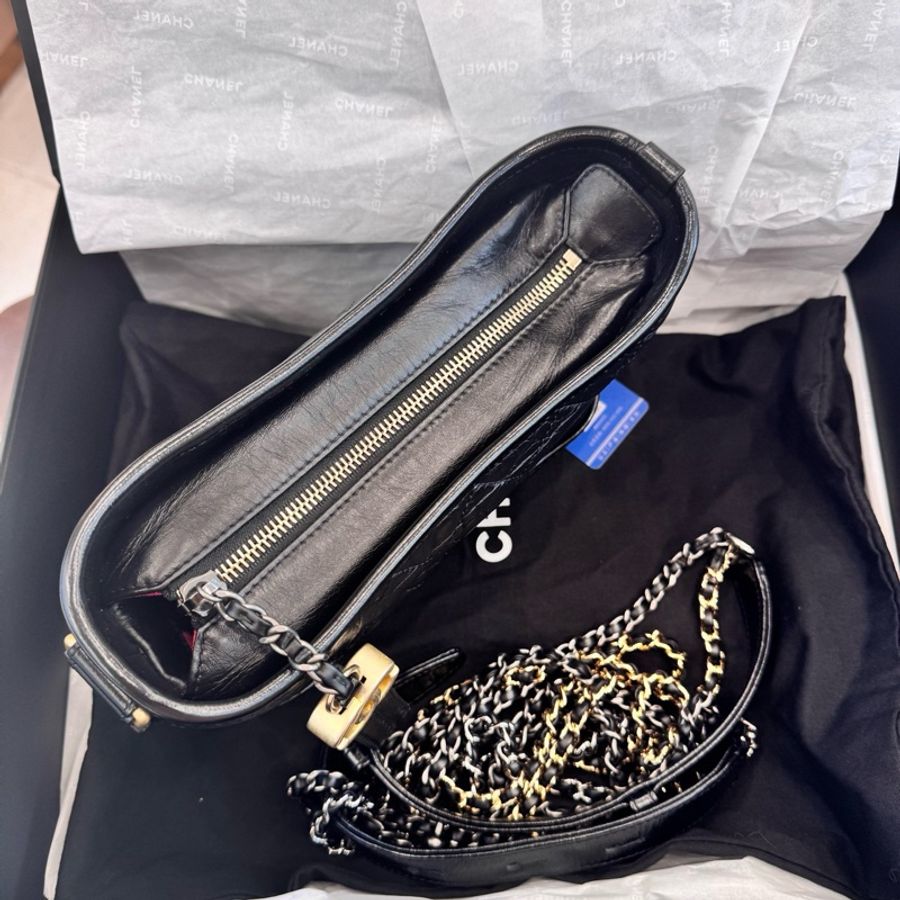 香奈兒Chanel 復古 光滑小牛皮 銀色與金色金屬 流浪包-2