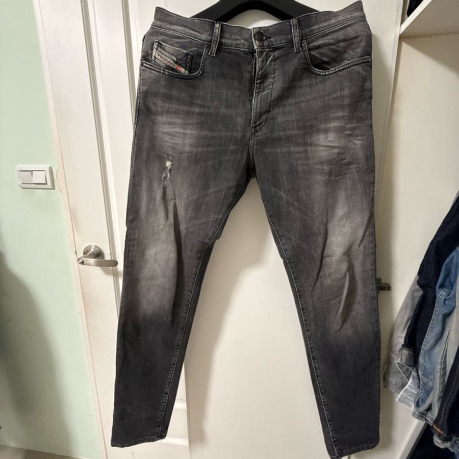 DIESEL牛仔褲(D-STRUKT JOGG)SLIM-0