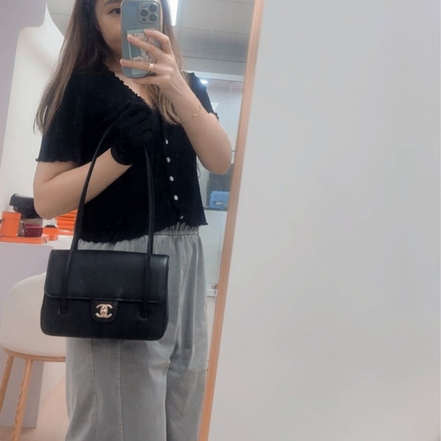 全新 Chanel preppy coco 22尺寸黑金小號 Jennie同款-10