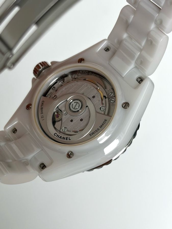 CHANEL 香奈兒J12系列H5705 .38表徑,12鑽 附件 保卡,盒-8
