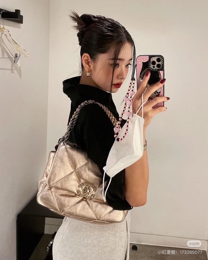 CHANEL 19 Bag 中號 貴婦金✨31開-4