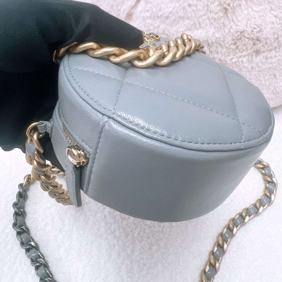 Chanel 19 灰色小圓餅/小廢包-3