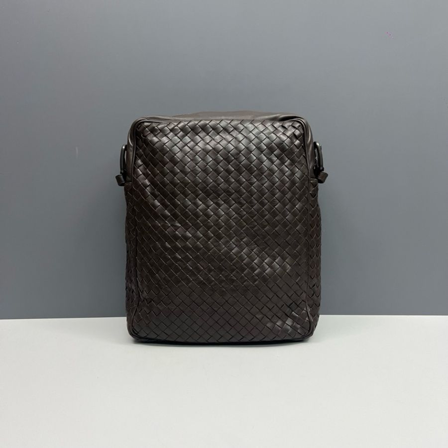 Bottegaveneta 葆蝶家深棕色全皮編織單肩斜挎包 尺寸25*29*9cm-1