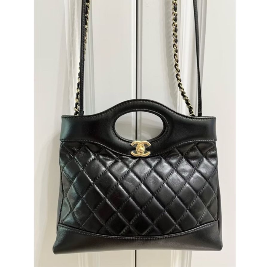 CHANEL《全新》31 Mini 購物袋 黑金|Mini 31 Shopping Bag|鏈帶肩背包|晶片款 全新全配-6