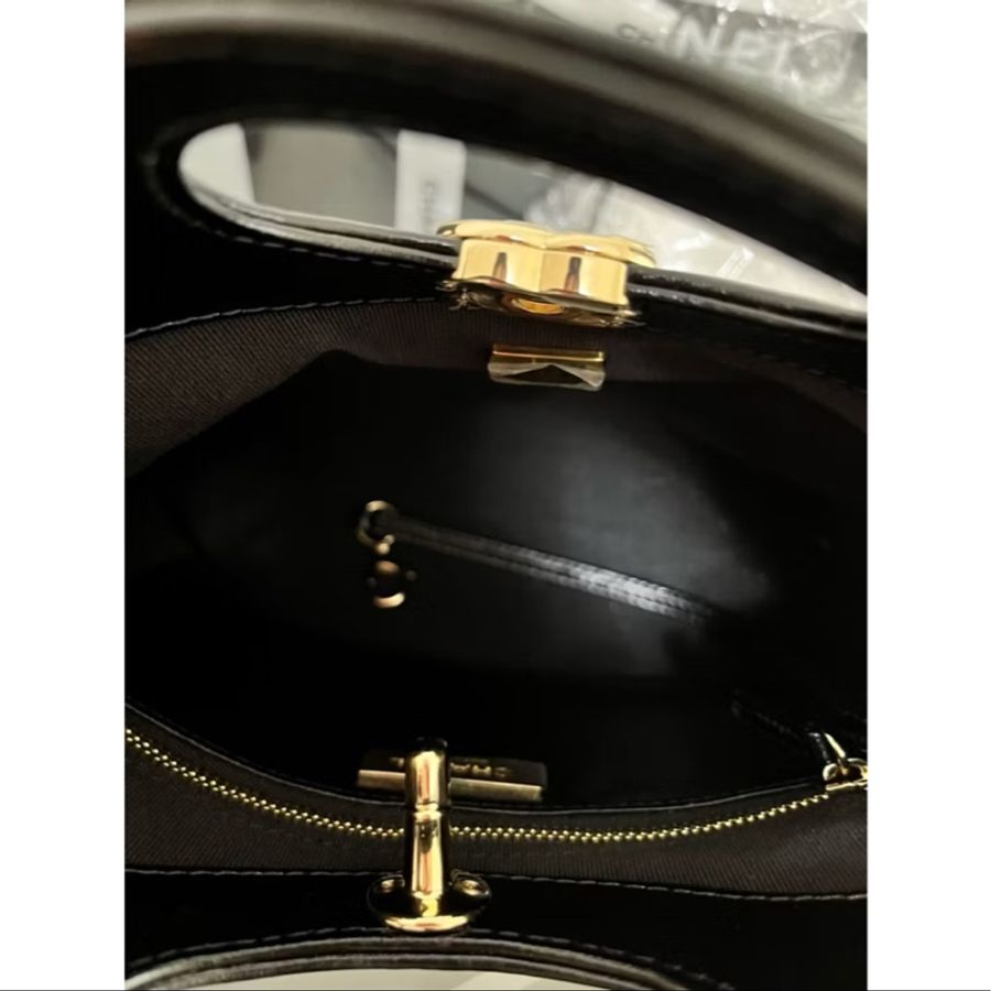 CHANEL《全新》31 Mini 購物袋 黑金|Mini 31 Shopping Bag|鏈帶肩背包|晶片款 全新全配-14