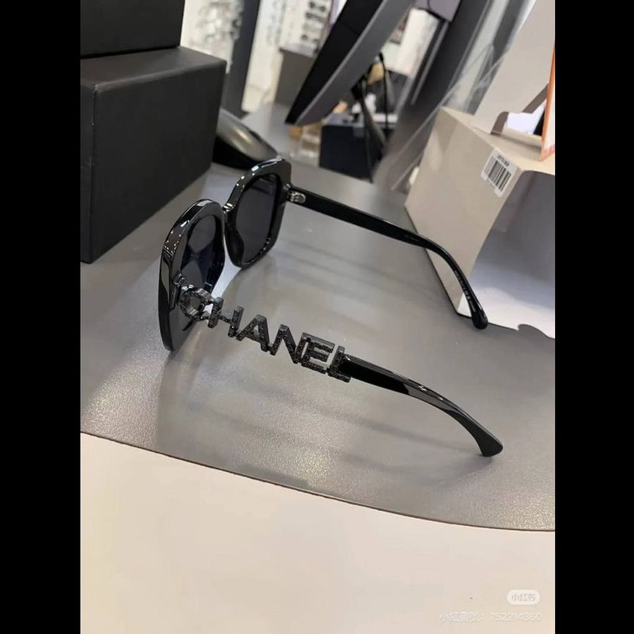 Chanel Logo鑲鑽字母黑色大框墨鏡-7