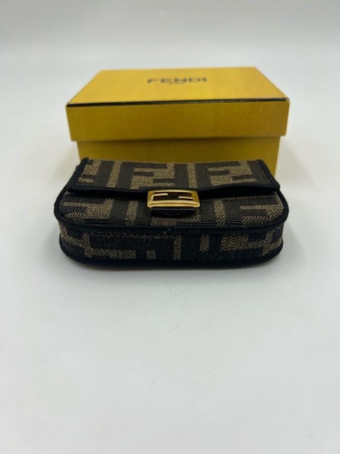 芬迪FENDI Baguette迷你法棍包 肩帶 鏈條可拆卸-1
