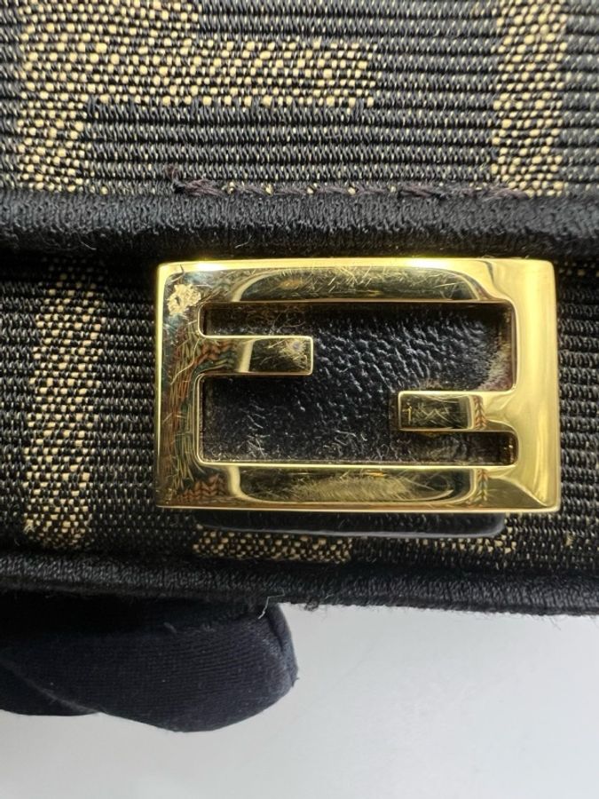 芬迪FENDI Baguette迷你法棍包 肩帶 鏈條可拆卸-12