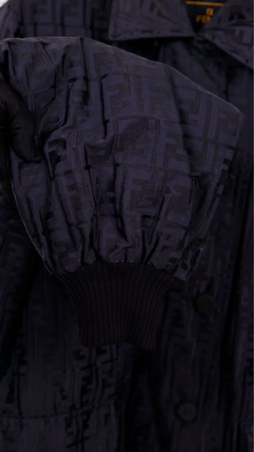 Fendi老花满印zucca黑金棉服外套-35