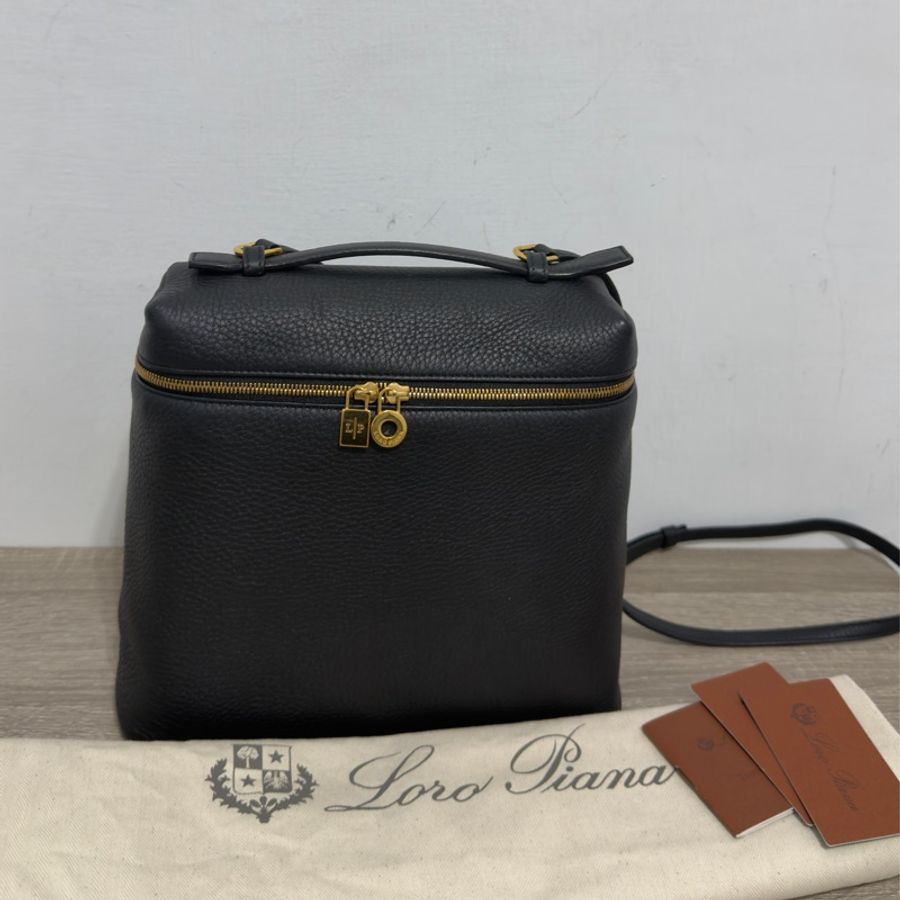 🖤Loro Piana LP23.5 黑金雙肩背包🖤 二手閒置-0