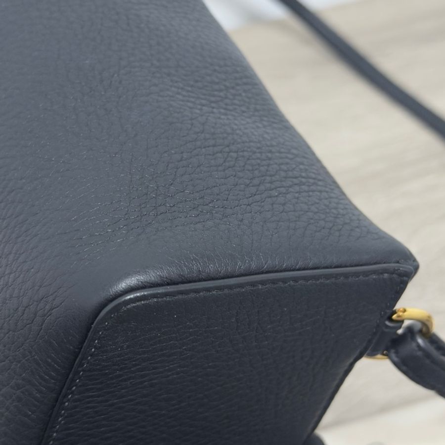 🖤Loro Piana LP23.5 黑金雙肩背包🖤 二手閒置-22