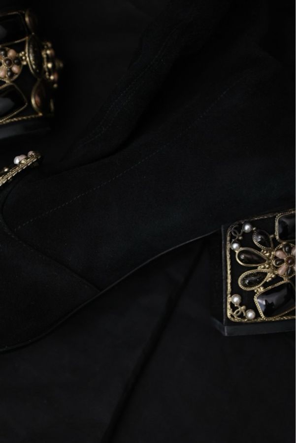Chanel 11年拜占庭黑色琉璃麂皮长筒靴-19