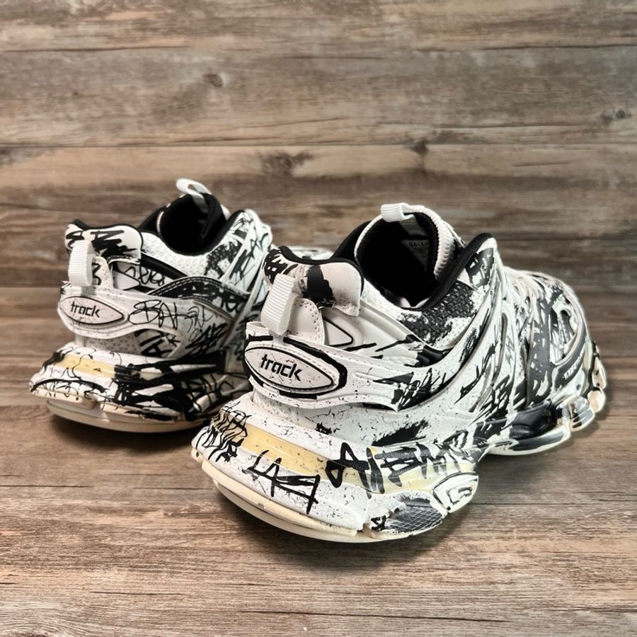 巴黎世家 Balenciaga track 黑白塗鴉款 白色 老爹鞋 43碼-2