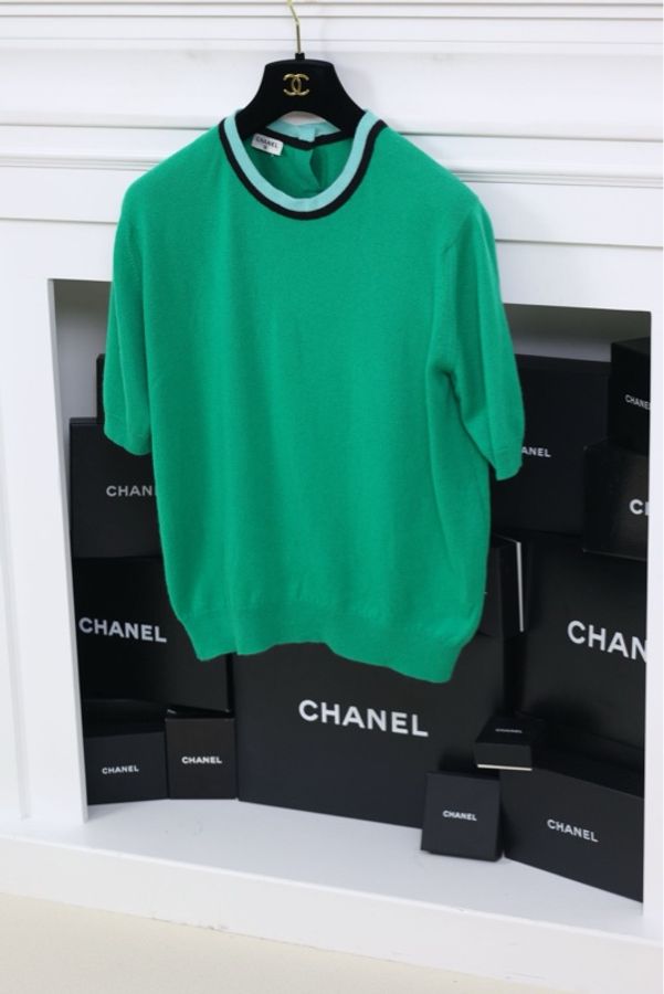 Chanel绿色针织蓝黑圆领滚边针织短袖-3