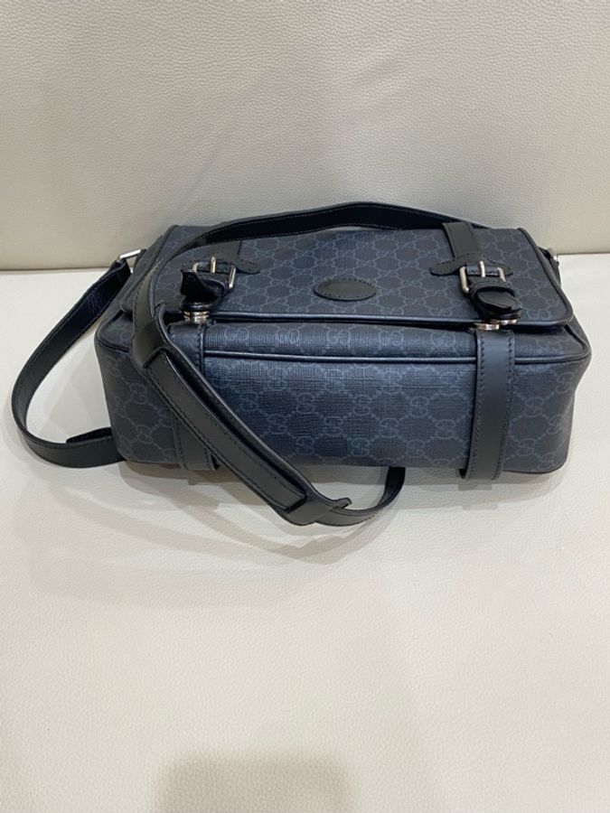 Gucci 古馳黑老花郵差包-4