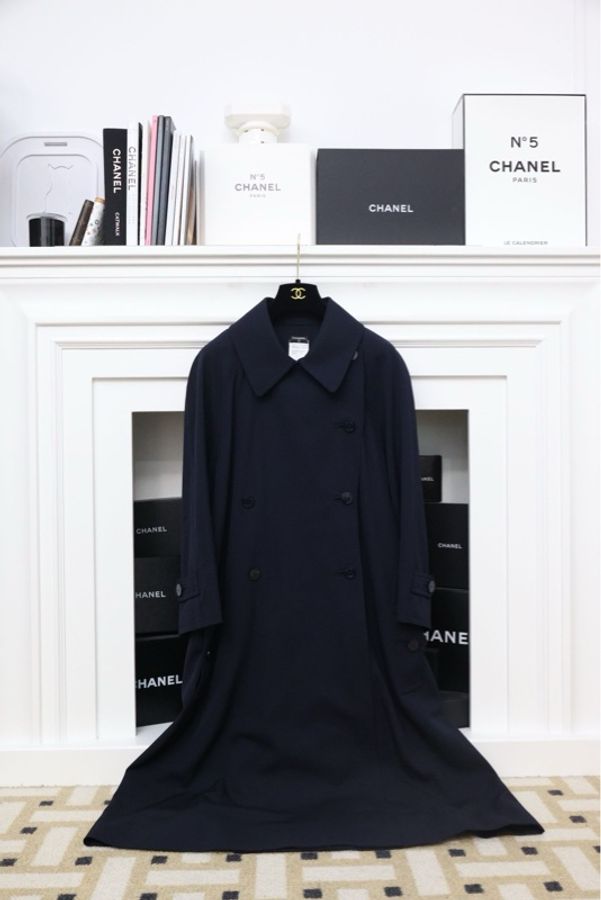 Chanel 97年深蓝色双排扣长款风衣-4