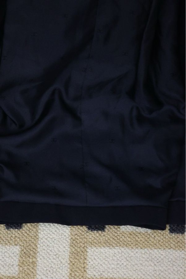 Chanel 97年深蓝色双排扣长款风衣-17