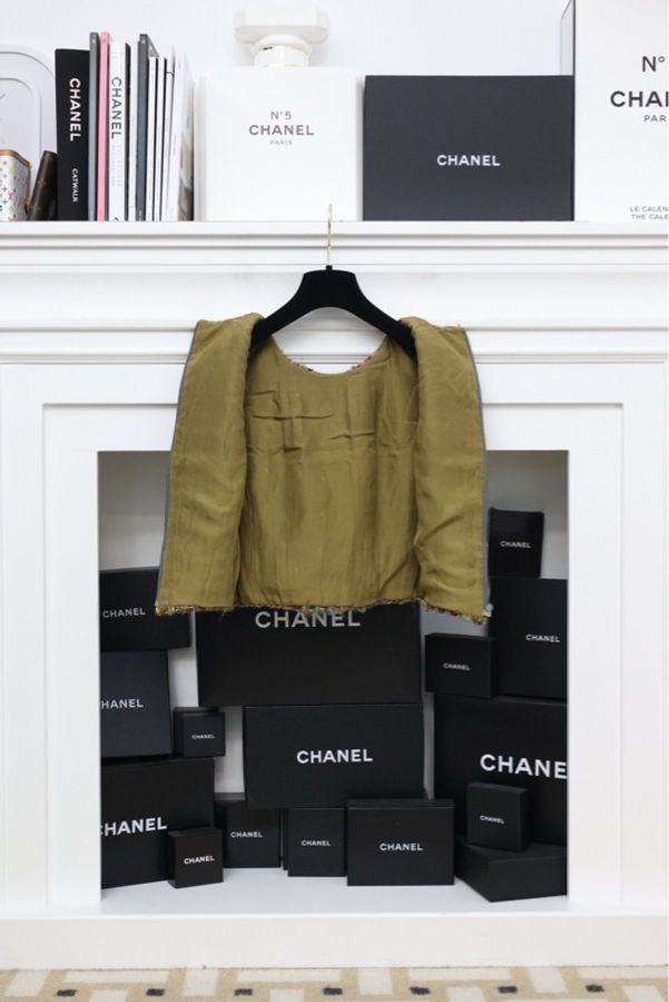 Chanel彩色粗花呢马赛克编绳圆领马甲-4