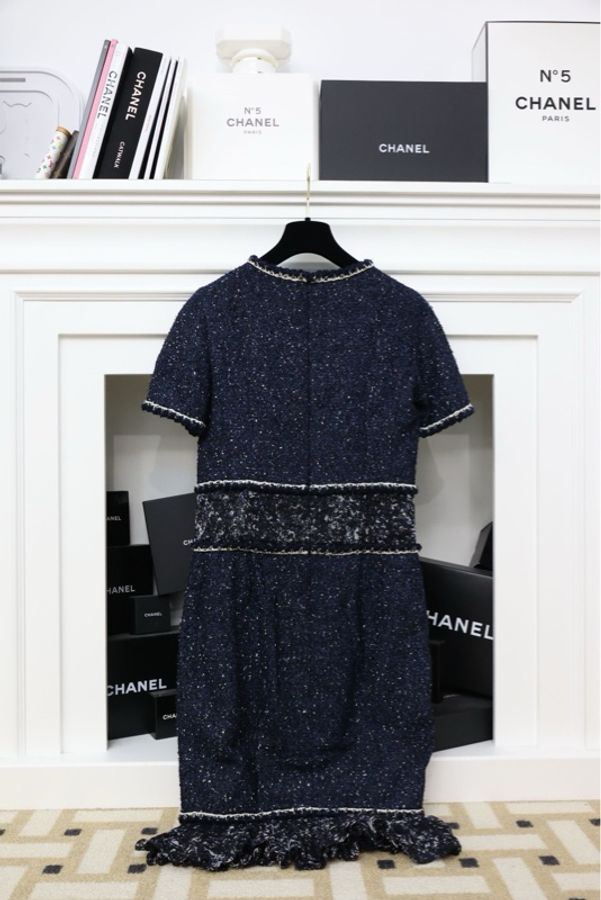 Chanel 12年亮片细闪暗夜蓝粗花呢短袖连衣裙-1
