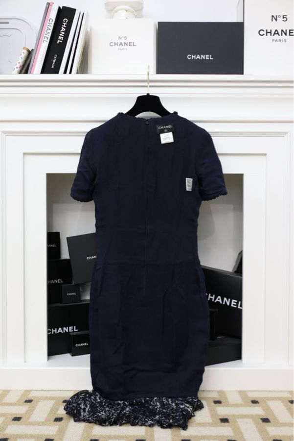 Chanel 12年亮片细闪暗夜蓝粗花呢短袖连衣裙-4