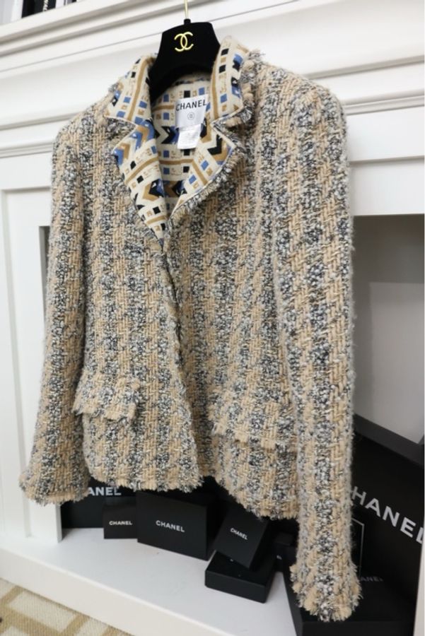 Chanel 04年秋冬秀款燕麦奶茶波西米亚内衬翻领西装外套-6