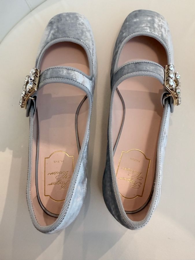 Roger vivier✨RV超顯白方釦絲絨娃娃鞋瑪莉珍鞋 #39 原價四萬多-13