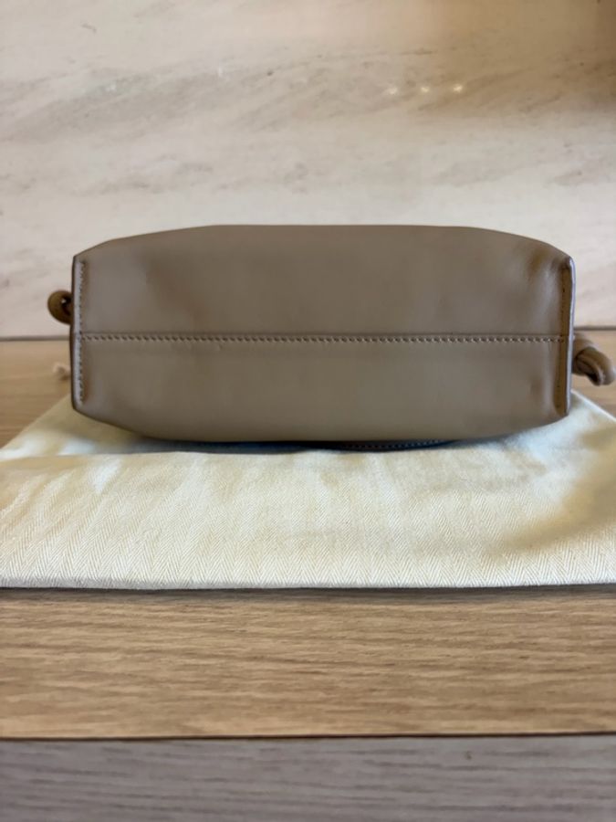 Loewe Flamenco Mini 沙色-2